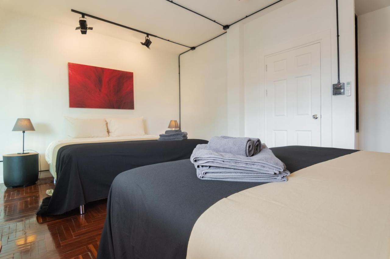 Mini-Me Hubs, Charm Suites & Pool In Old City Чиангмай Екстериор снимка